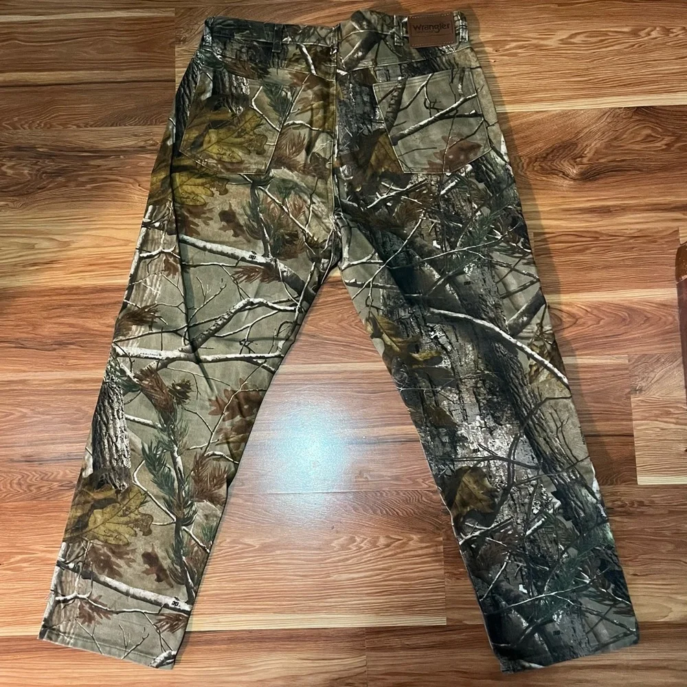 Wrangler Realtree Camo Men's Pants - Picture 2 of 4